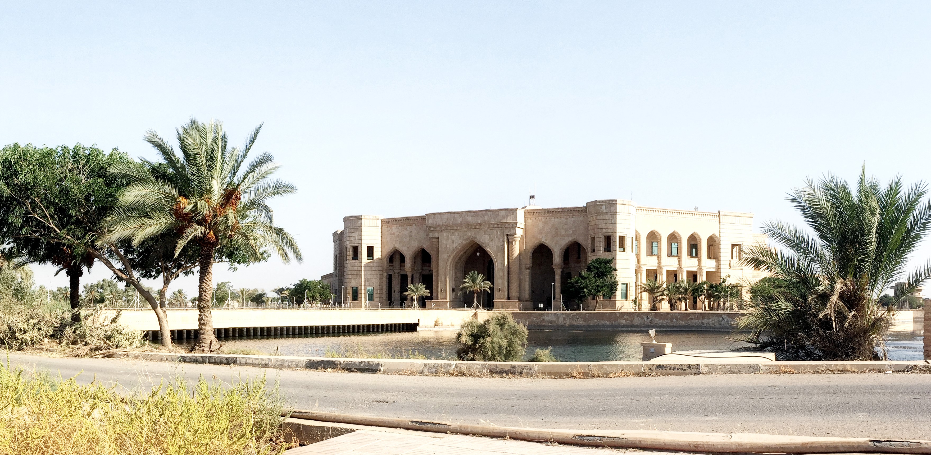 american-university-of-baghdad-iraq